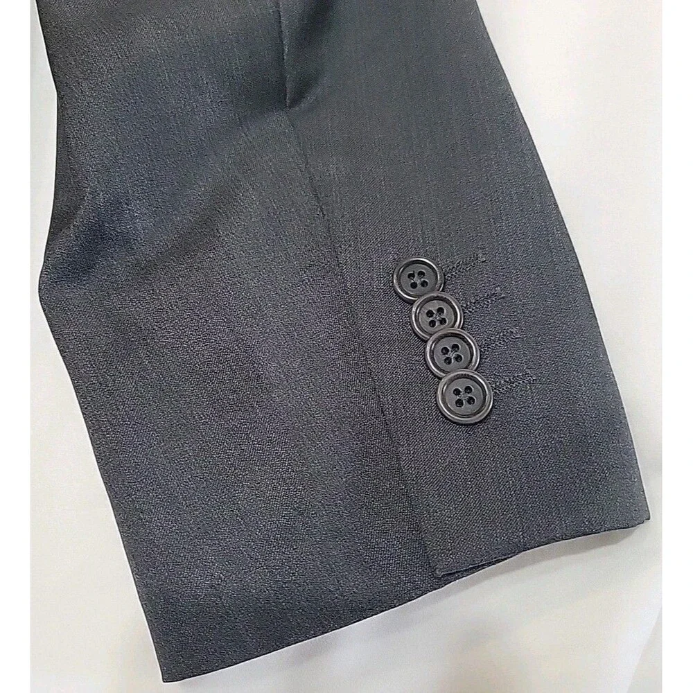 Ermenegildo Zegna Mens Charcoal Gray Jacket Wool and Silk 42R Italian Saks Fifth